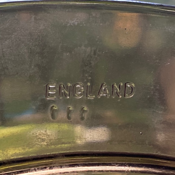 Pyrex 1970s Made in England Pyrex. Brown floral vine in white - Picture 5 of 11